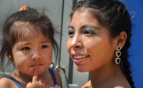 Mother and child, Bolivian