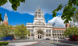 V&A, Cromwell Road view